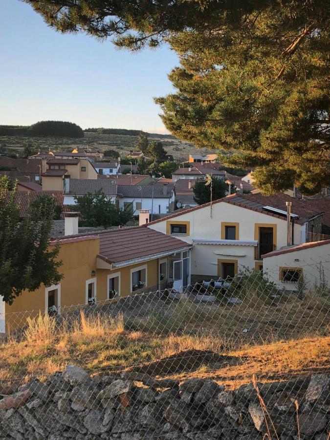 Casa Rural Los 7 Pinos De Gredos Navarredonda Extérieur photo